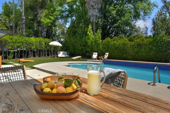 5714 Wilhelmina, Woodland Hills, California 91367