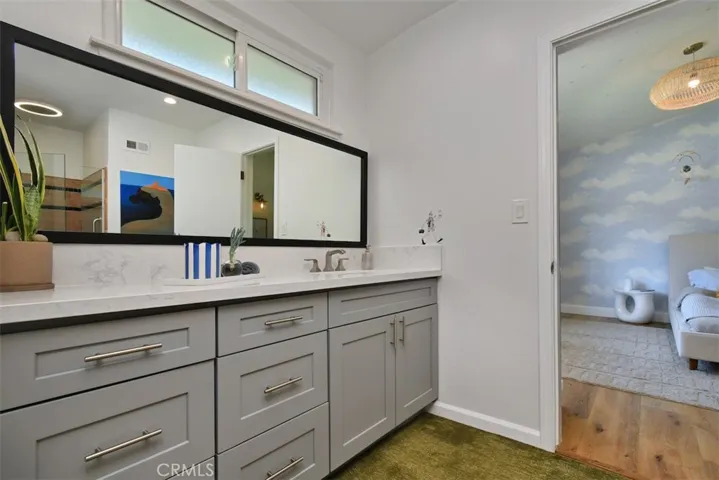 5714 Wilhelmina, Woodland Hills, California 91367