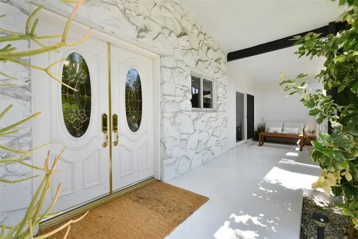 5714 Wilhelmina, Woodland Hills, California 91367
