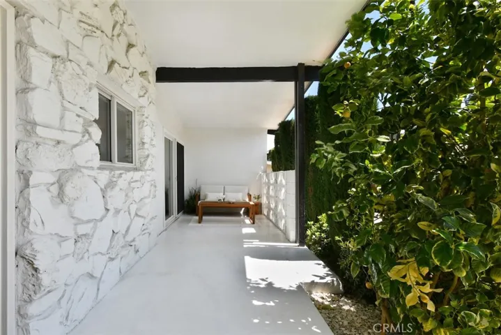 5714 Wilhelmina, Woodland Hills, California 91367