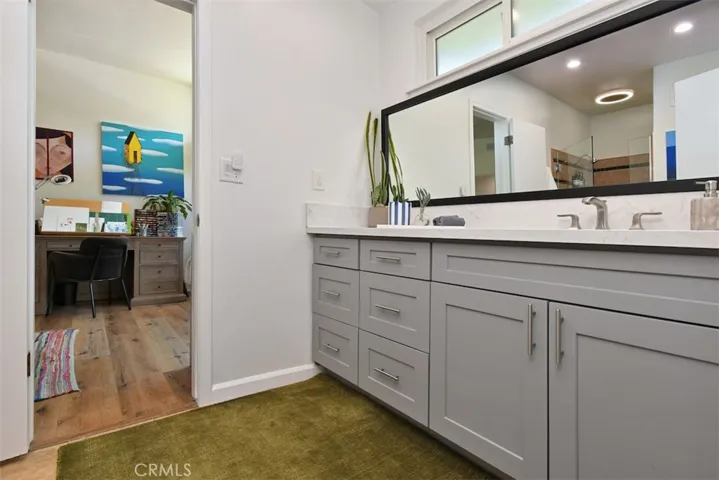 5714 Wilhelmina, Woodland Hills, California 91367