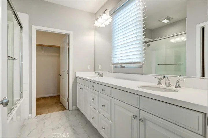 En-Suite Primary Bath
