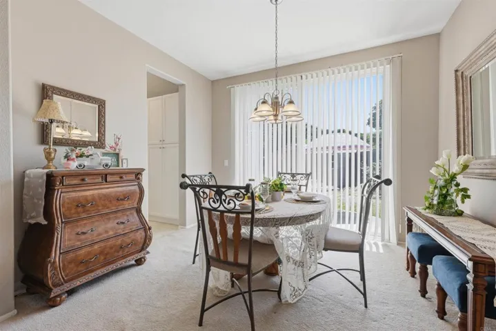 Build memories in the delightful dining room.