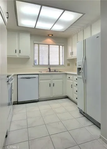 2370 W Via Mariposa 3d, Laguna Woods, California 92637