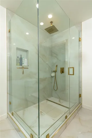 16964 Knapp Street, Northridge, California 91343