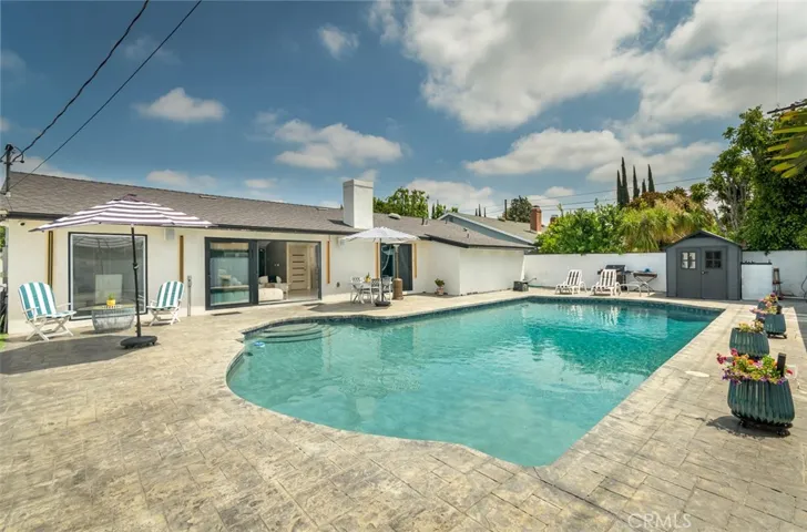 16964 Knapp Street, Northridge, California 91343