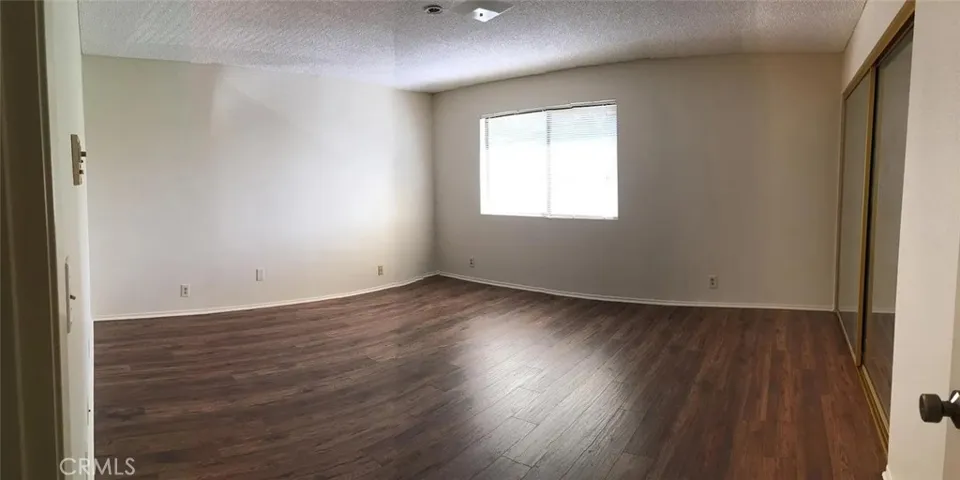 991 Everett, Los Angeles, California 90026