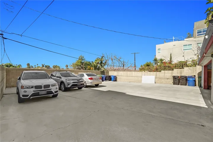 991 Everett, Los Angeles, California 90026