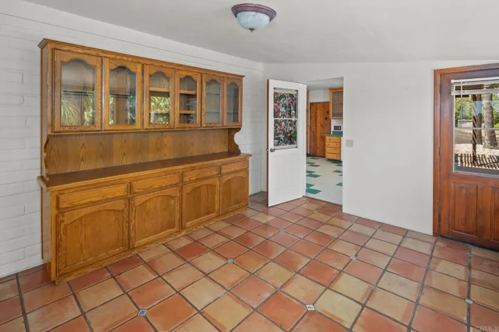 Enclosed Patio Room
