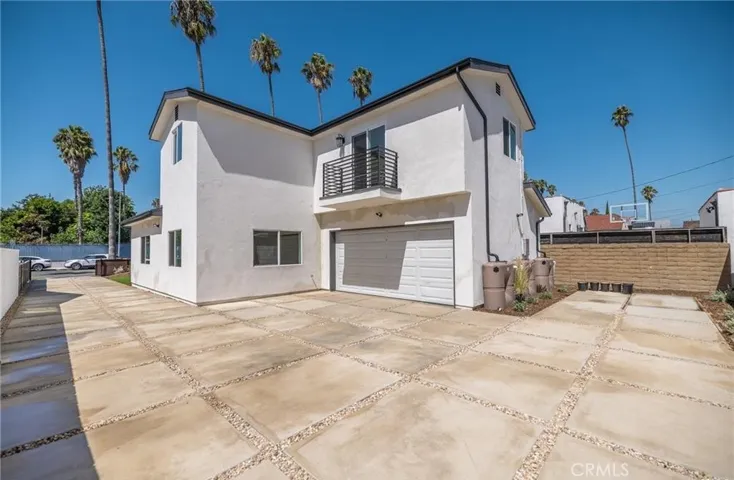 4928 8th Avenue, Los Angeles, California 90043