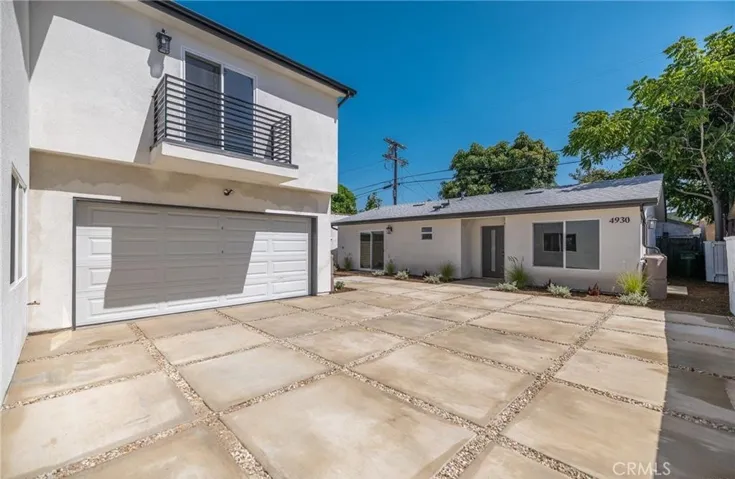 4928 8th Avenue, Los Angeles, California 90043