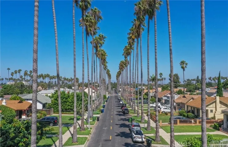 4928 8th Avenue, Los Angeles, California 90043