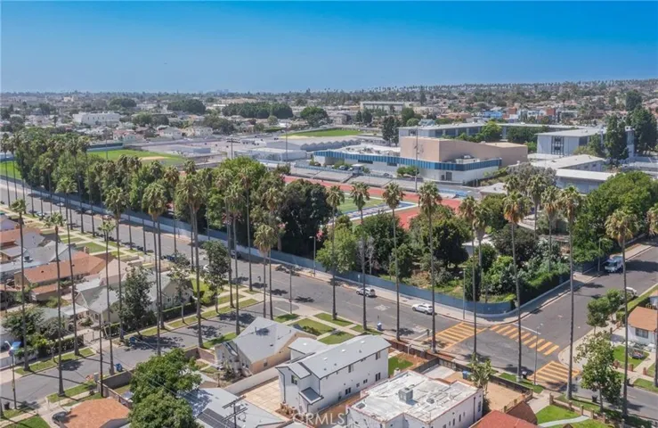 4928 8th Avenue, Los Angeles, California 90043