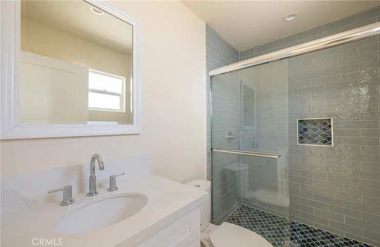 4928 8th Avenue, Los Angeles, California 90043