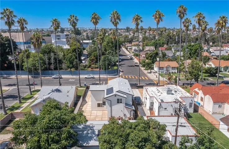 4928 8th Avenue, Los Angeles, California 90043