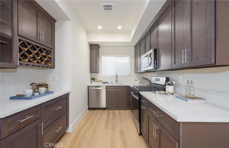 4928 8th Avenue, Los Angeles, California 90043