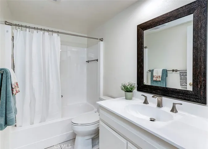 3300 Via Carrizo B, Laguna Woods, California 92637