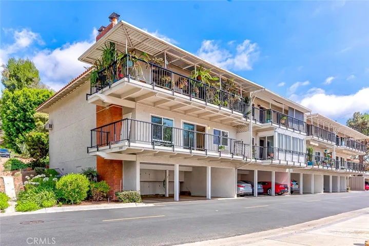 3300 Via Carrizo B, Laguna Woods, California 92637