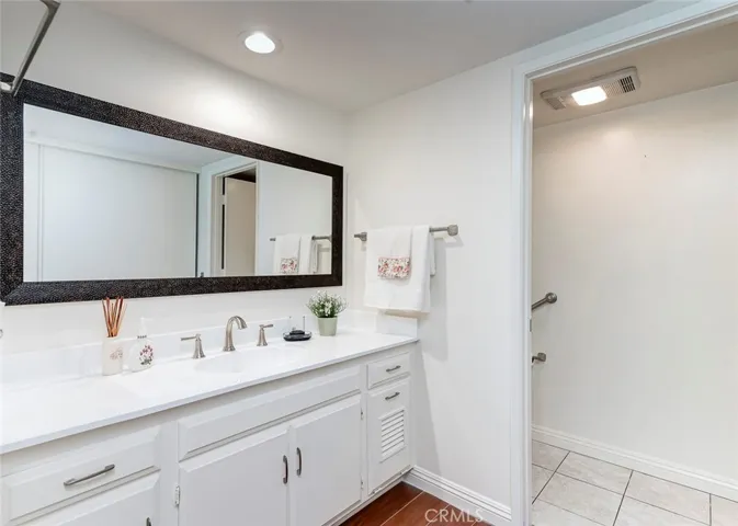 3300 Via Carrizo B, Laguna Woods, California 92637