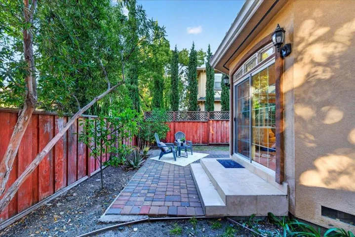 725 W Hacienda Avenue, Campbell, California 95008