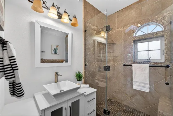 725 W Hacienda Avenue, Campbell, California 95008