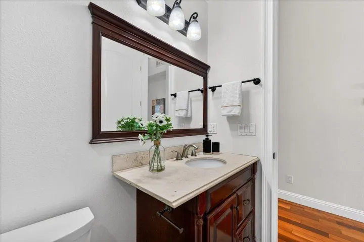 725 W Hacienda Avenue, Campbell, California 95008