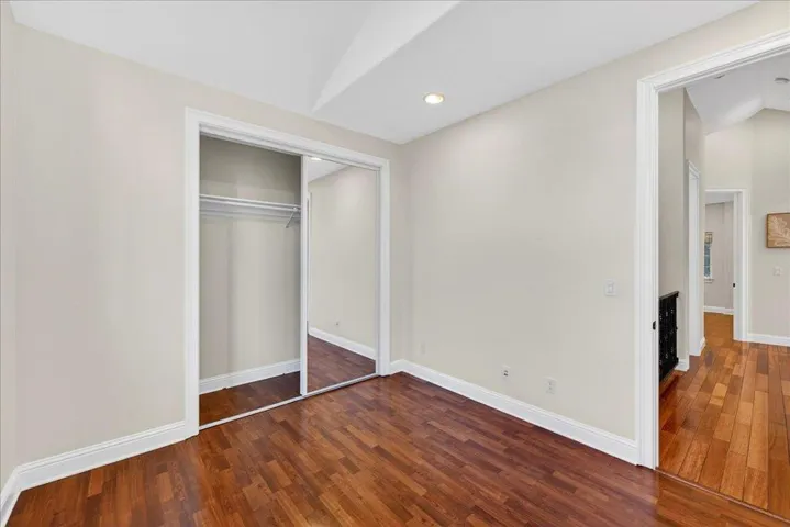 725 W Hacienda Avenue, Campbell, California 95008