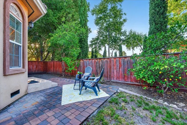 725 W Hacienda Avenue, Campbell, California 95008