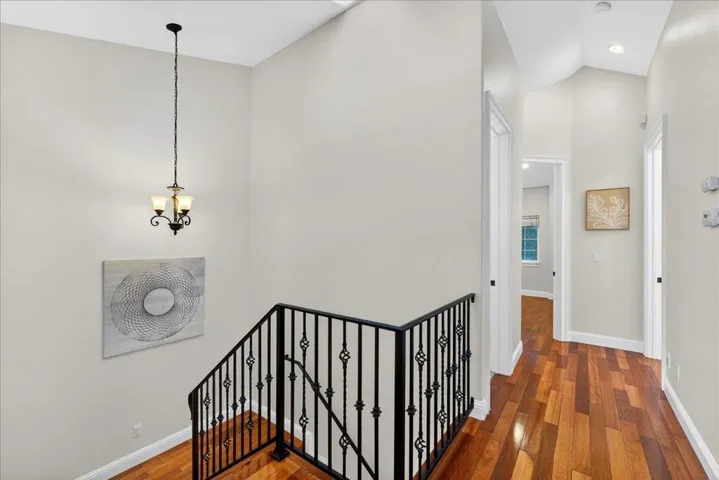 725 W Hacienda Avenue, Campbell, California 95008