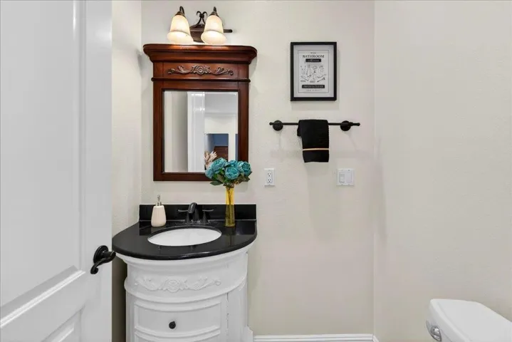 725 W Hacienda Avenue, Campbell, California 95008