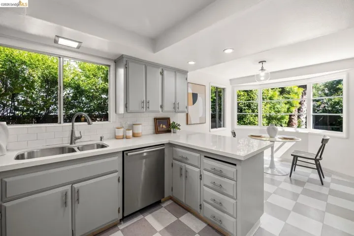 575 Mckinley Ct, San Leandro, California 94577
