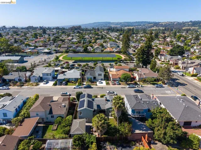 575 Mckinley Ct, San Leandro, California 94577