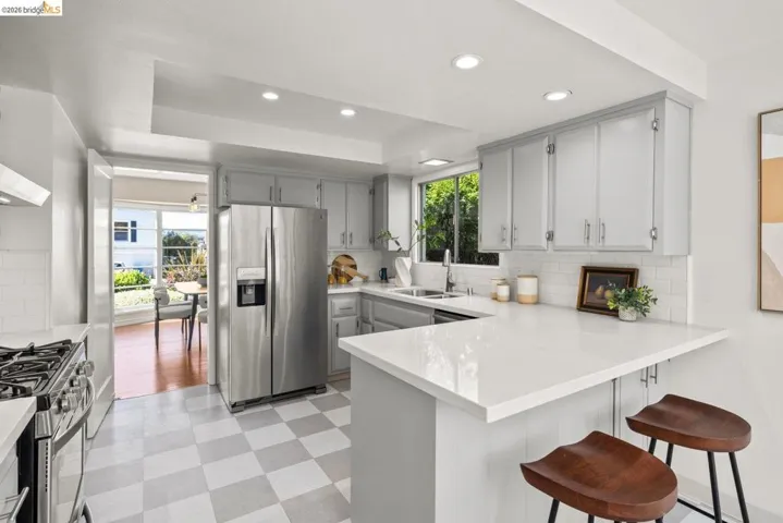 575 Mckinley Ct, San Leandro, California 94577