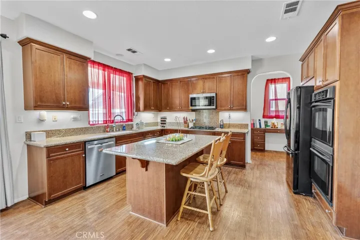 29949 Fox Creek, Menifee, California 92586