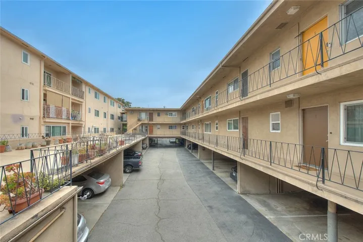 211 E California B7, Glendale, California 91206
