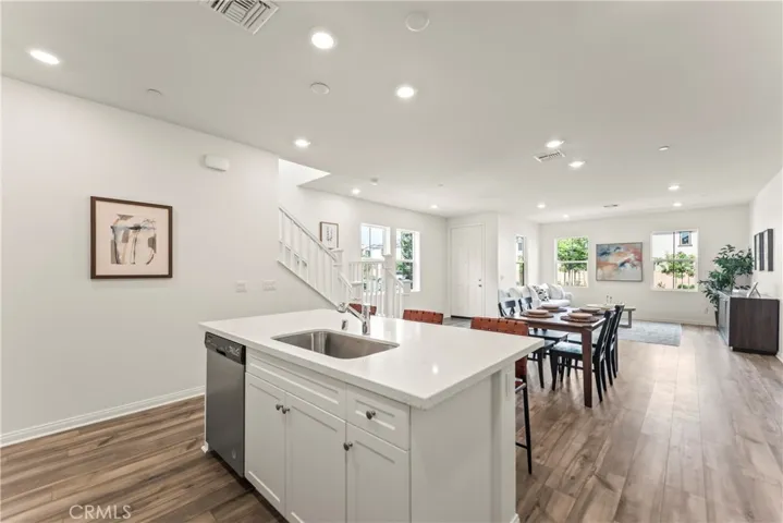 4281 S Hermosa Paseo, Ontario, California 91761