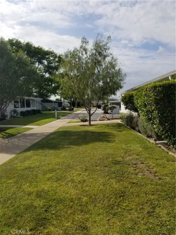 1300 Weeburn Road 30e, Seal Beach, California 90740