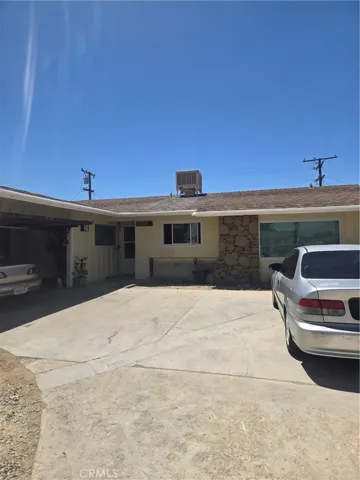 16211 Encina, Victorville, California 92395