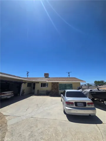 16211 Encina, Victorville, California 92395
