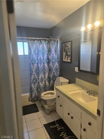 16211 Encina, Victorville, California 92395