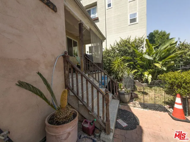 427 N Bixel Street, Los Angeles, California 90026