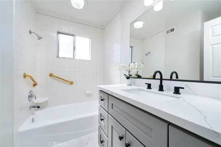 1032 E Buckboard, Glendora, California 91741