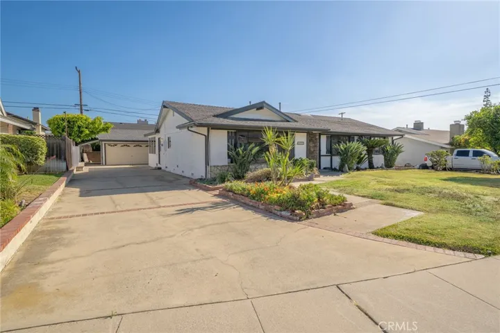1032 E Buckboard, Glendora, California 91741