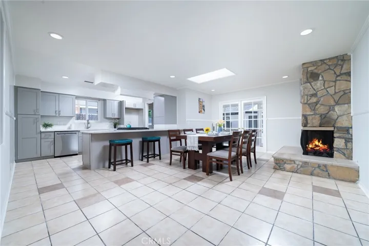 1032 E Buckboard, Glendora, California 91741