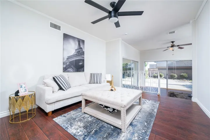 1032 E Buckboard, Glendora, California 91741