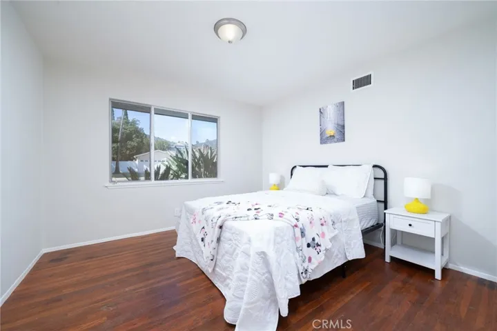 1032 E Buckboard, Glendora, California 91741