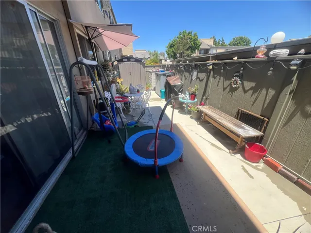 25735 Hogan Drive E3, Valencia, California 91355