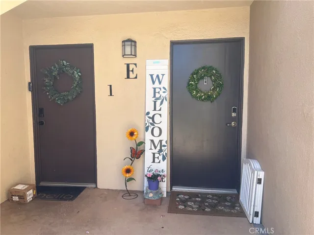 25735 Hogan Drive E3, Valencia, California 91355