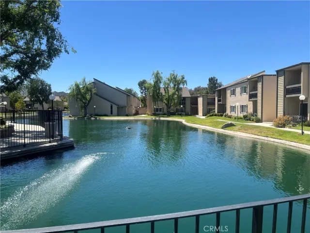 25735 Hogan Drive E3, Valencia, California 91355