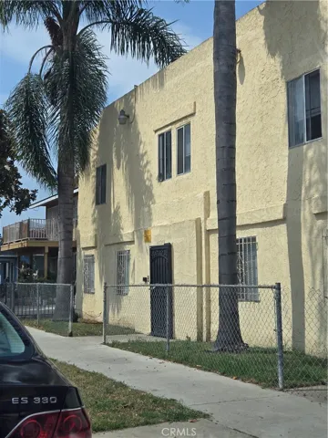 1777 Cerritos Avenue 10, Long Beach, California 90813